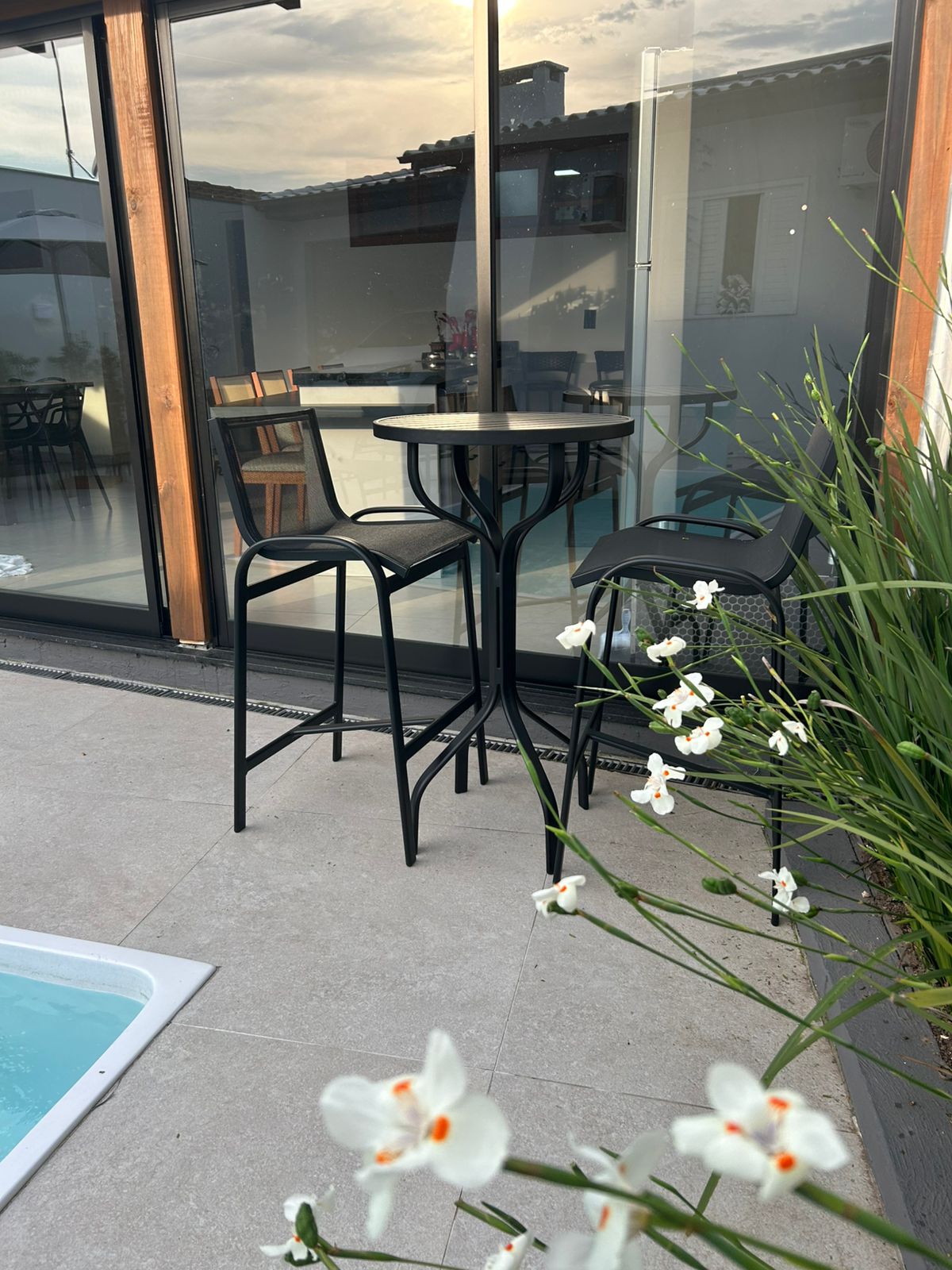 BANQUETA GRÉCIA EM ALUMINIO E TELA SLING - Imagem 5