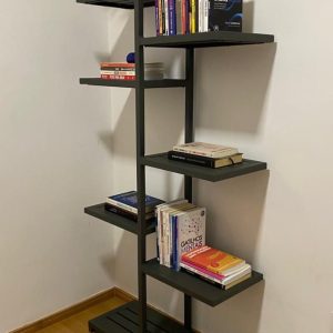 FLOREIRA/LIVREIRO EM ALUMINIO RIPADO